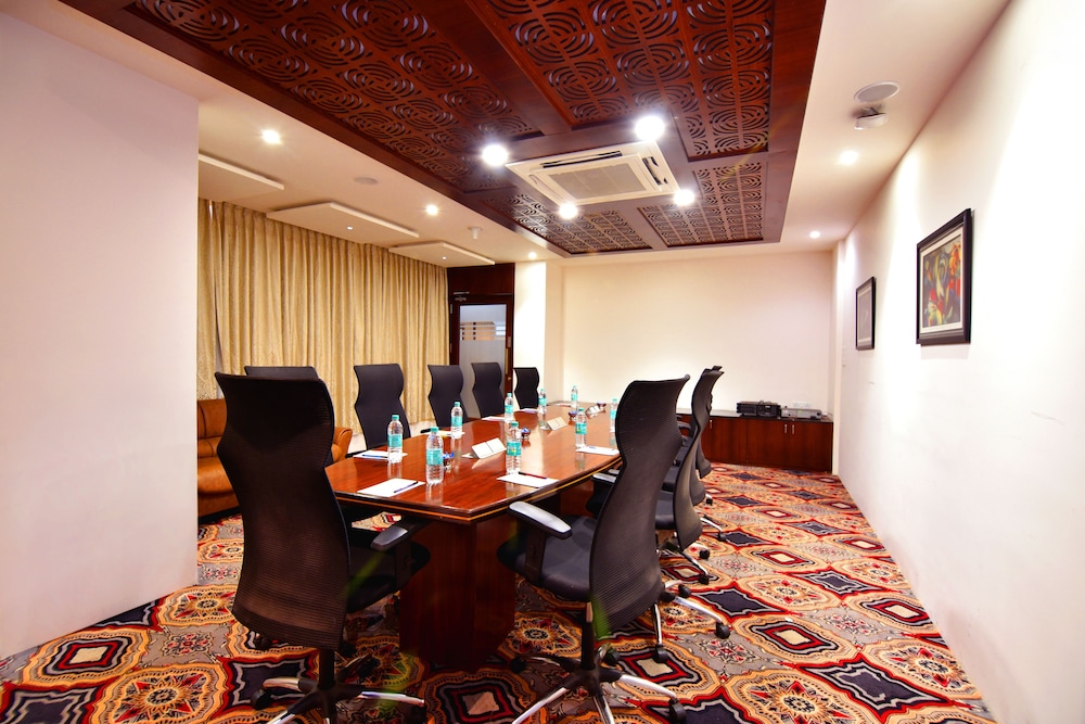 I V Sanctum Hotel