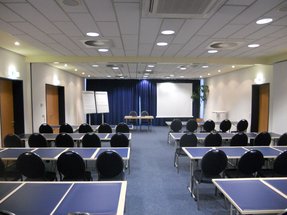 Garner Hotel Cottbus Sud by IHG