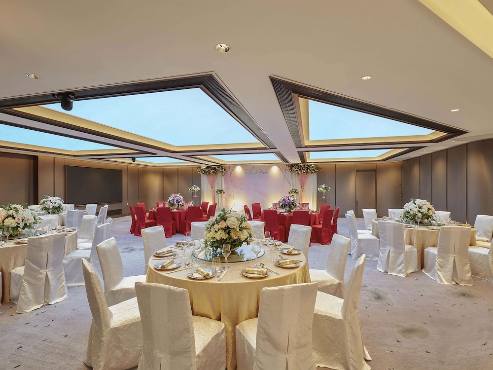 Novotel Century Hong Kong