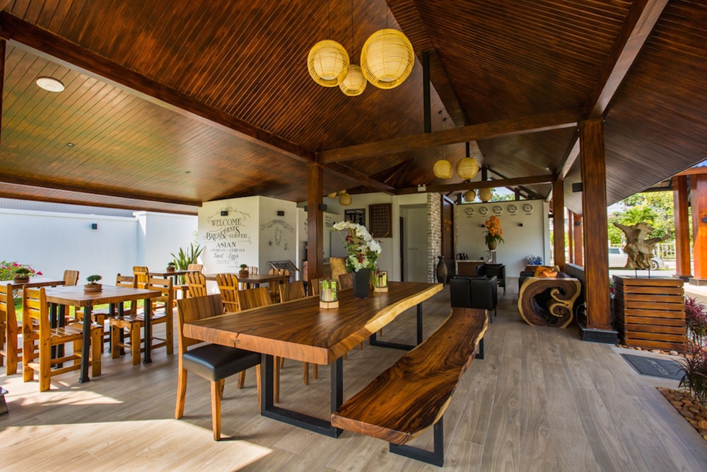 Phuket Airport Hotel