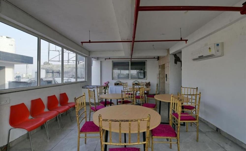 Hotel The Emporio A Corporate Suites