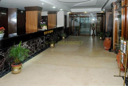 Hotel Ambarish Grand Residency