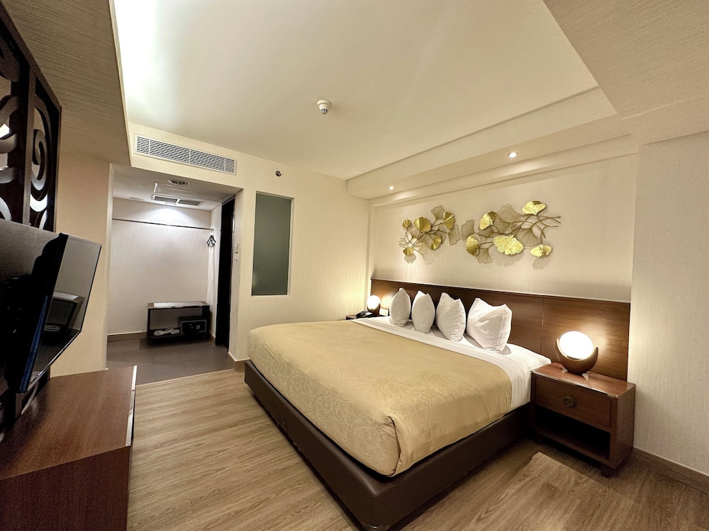 The Atanaya Hotel