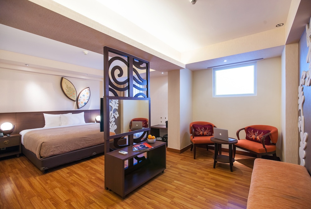 The Atanaya Hotel