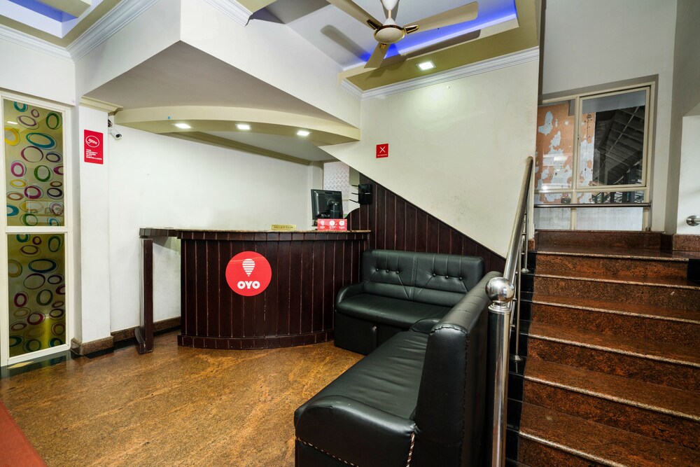 Sandal Breeze hotel Marayoor