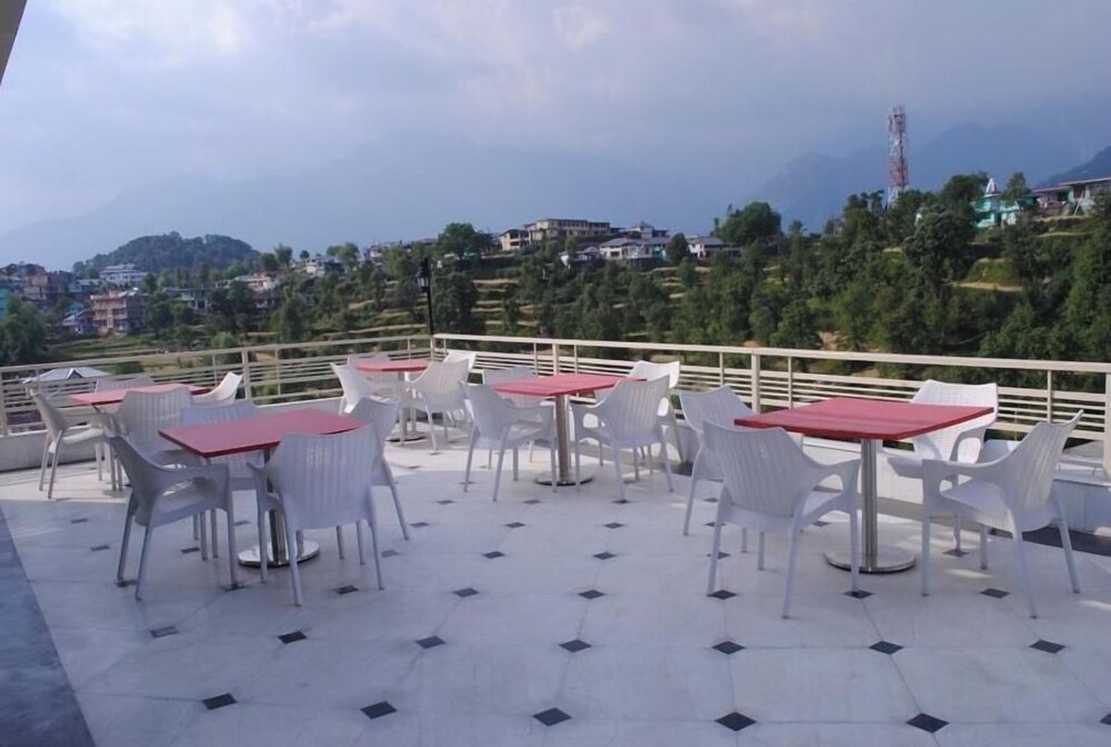 Kamal Residency