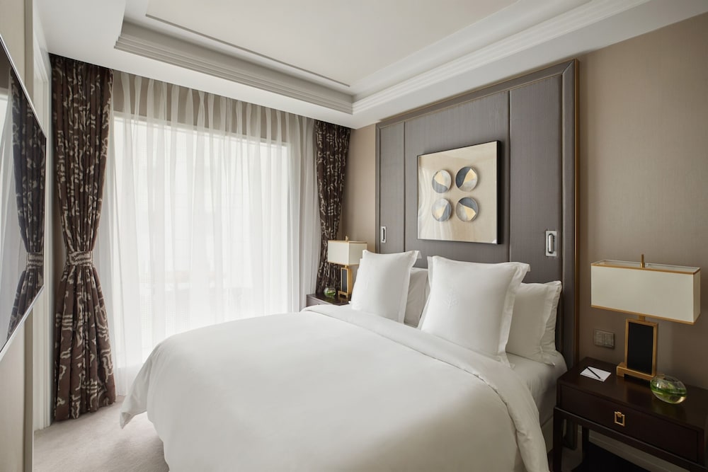 Four Seasons Hotel London at Tower Bridge
