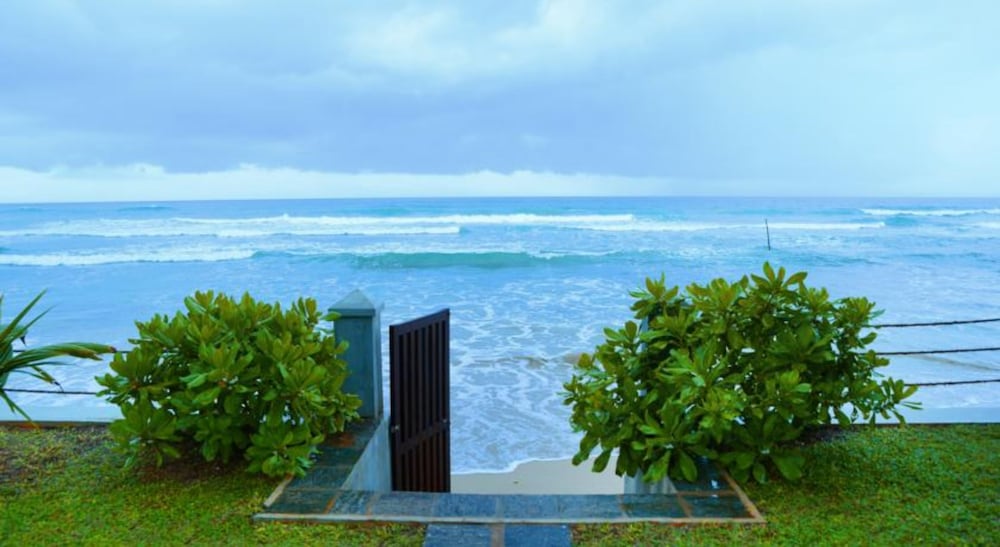 Surf Station Hotel