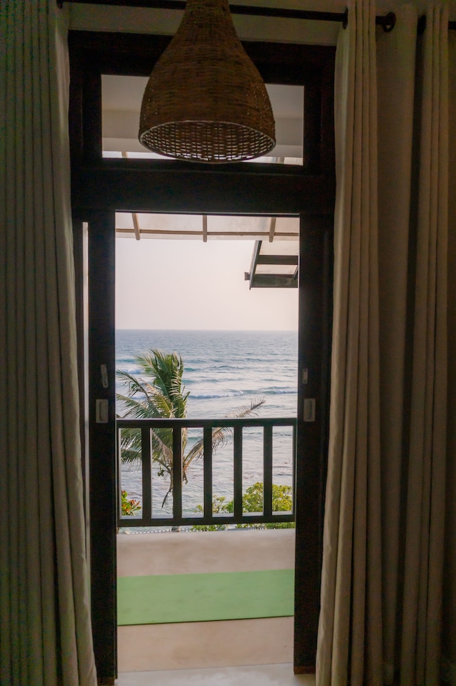 Surf Station Hotel