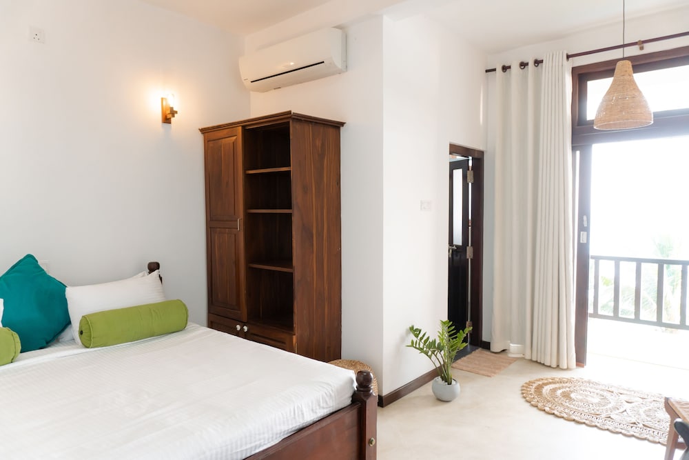 Surf Station Hotel