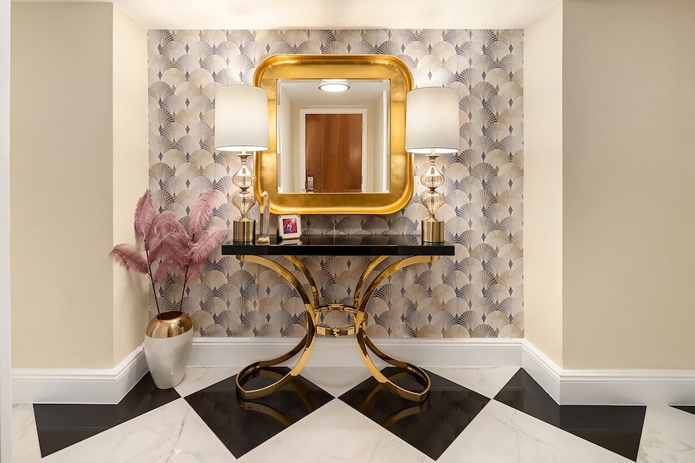 The Lexington Hotel, Autograph Collection
