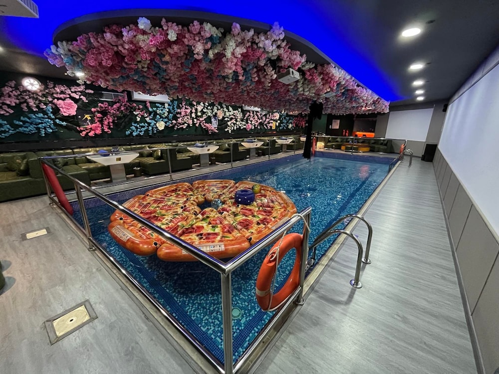 Peony Hotel