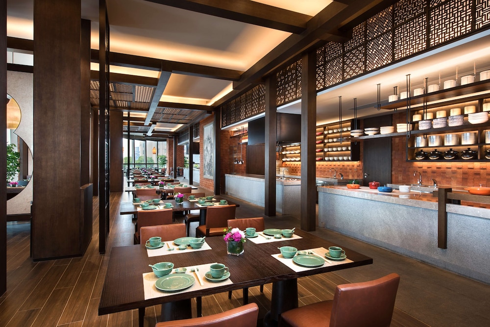 Shangri-La Yiwu