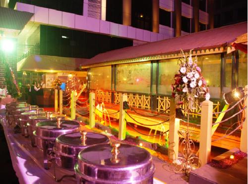Hotel Highway view(Shikara)