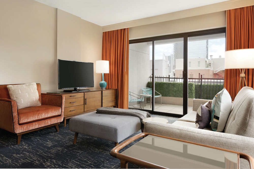 American Hotel Atlanta Downtown, Tapestry Collection Hilton