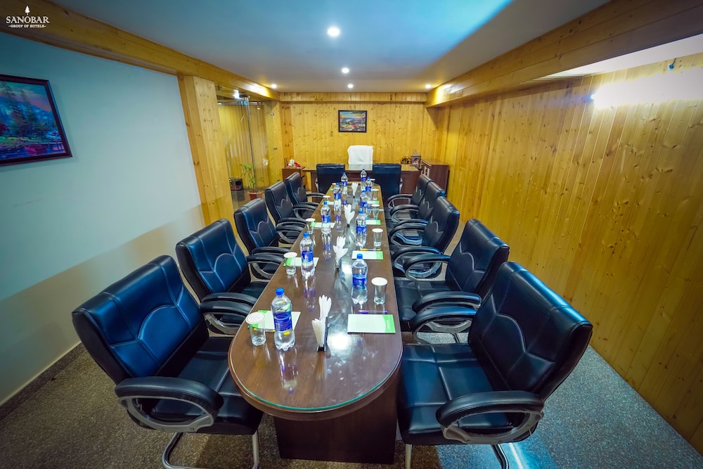 Regenta Place Green Leaf Manali- A Centrally Heated Resort