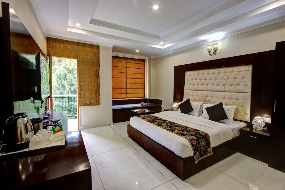 Regenta Place Green Leaf Manali- A Centrally Heated Resort