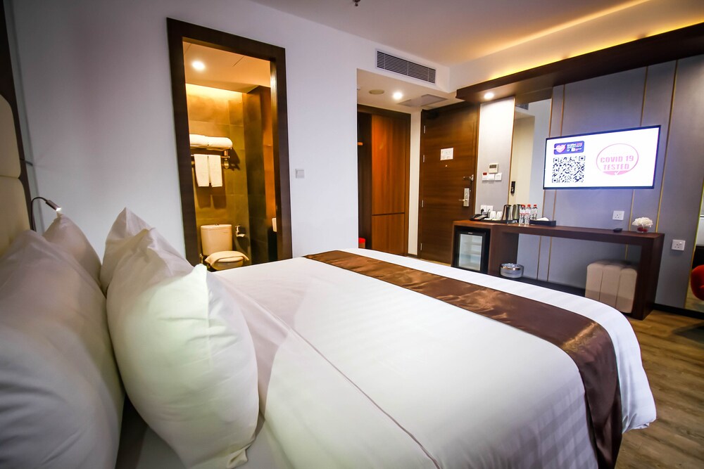 Asialink Hotel By Prasanthi