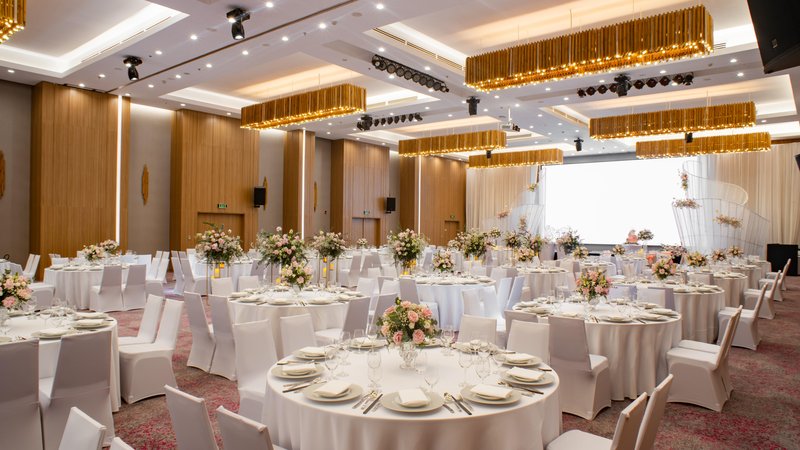 Holiday Inn & Suites Saigon Airport by IHG