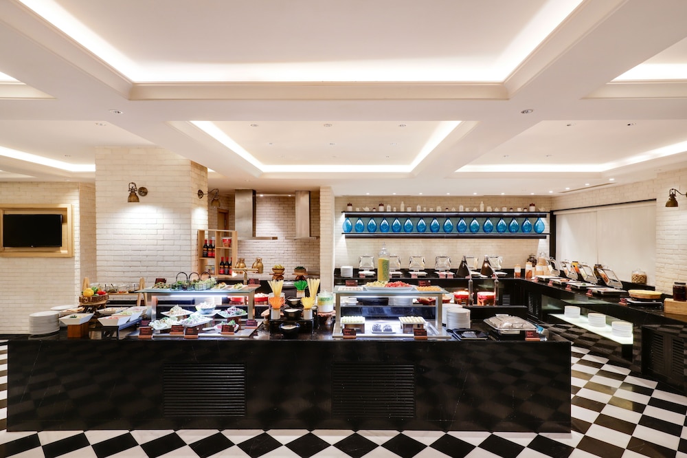 Lemon Tree Premier, Mumbai International Airport