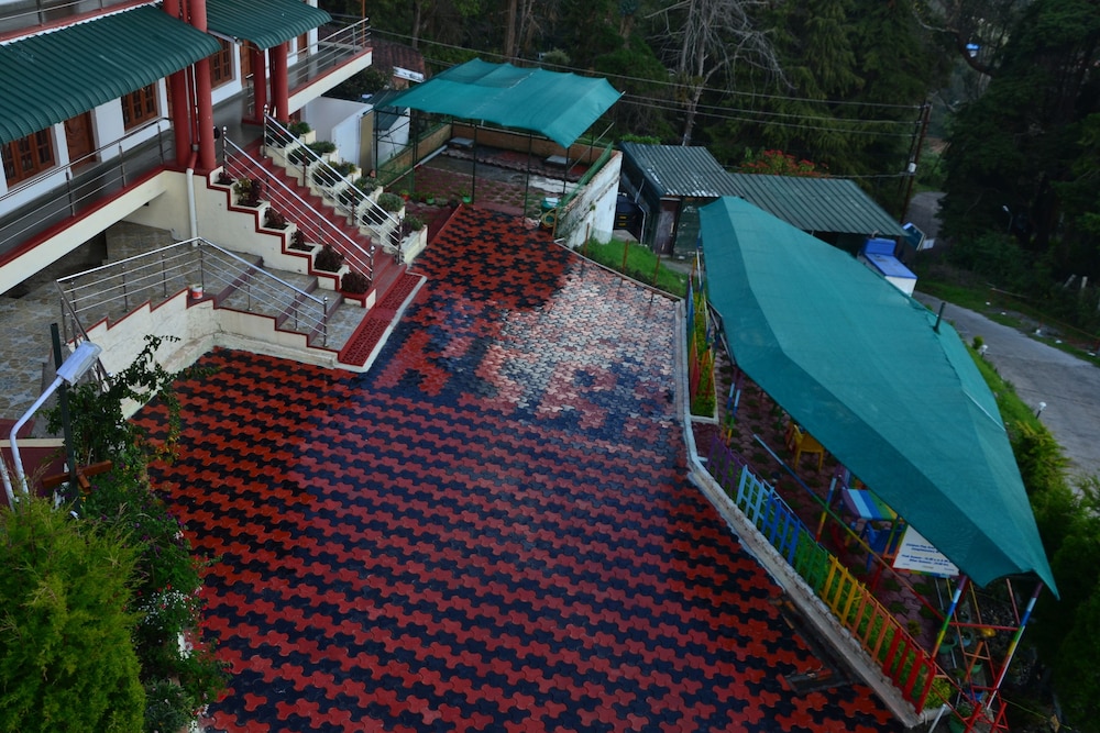 Kodai Sunshine Resort
