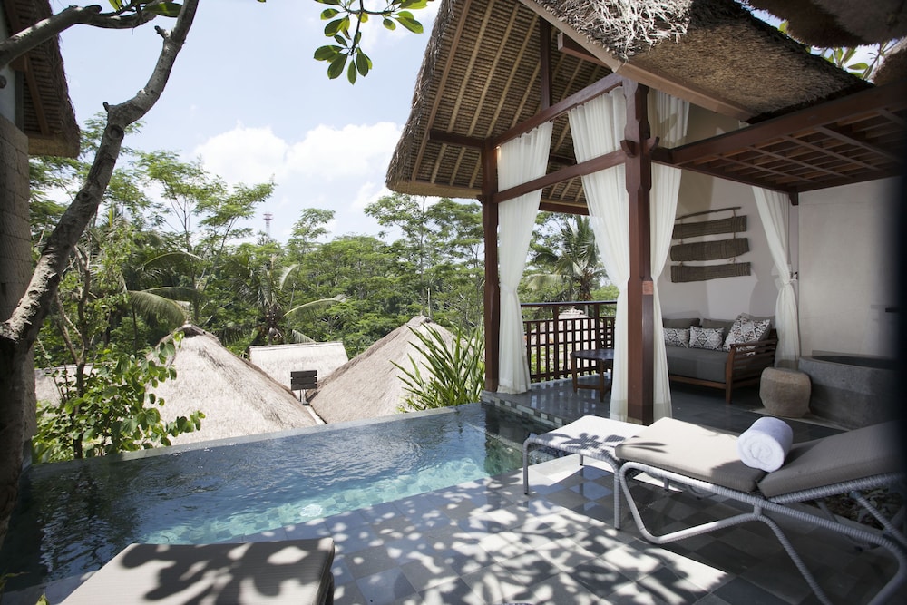 Tejaprana Resort & Spa