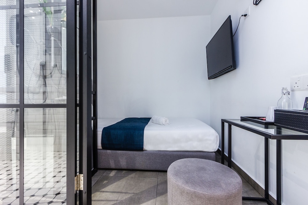 Z Hotel