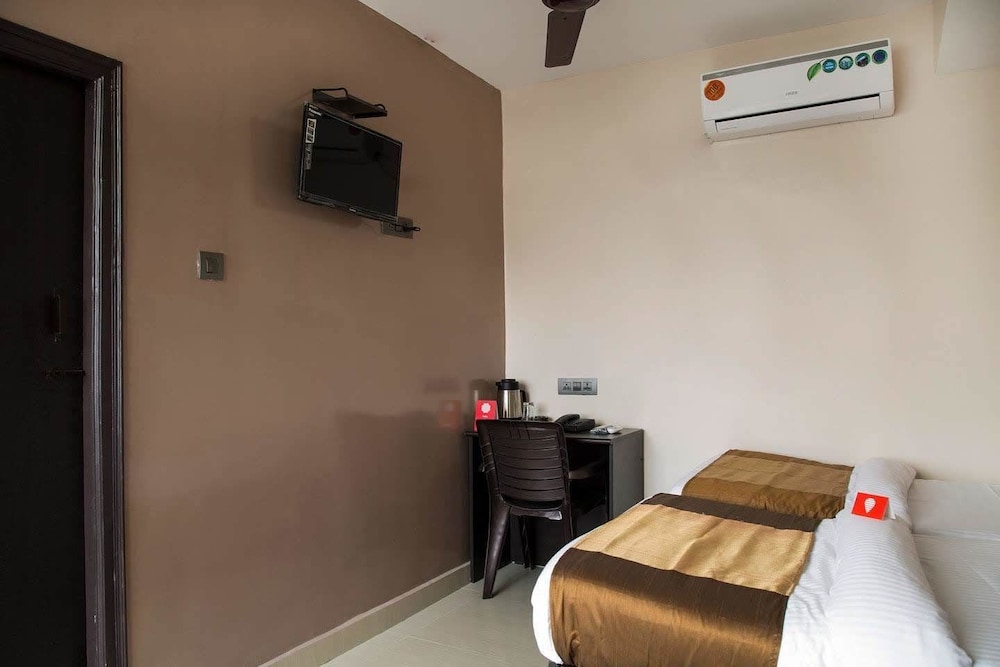 Dwaraka Inn