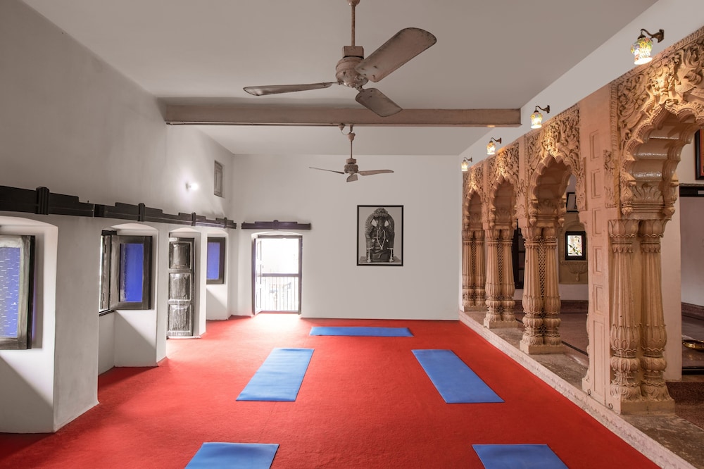 WelcomHeritage Badi Kothi