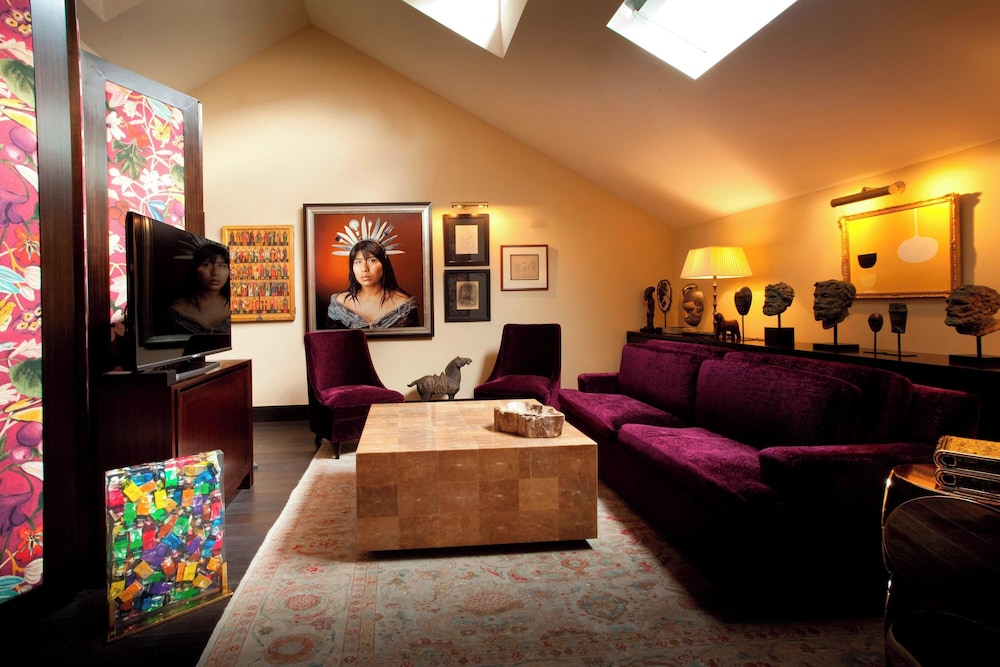 The Vagabond Club, Singapore, a Tribute Portfolio Hotel