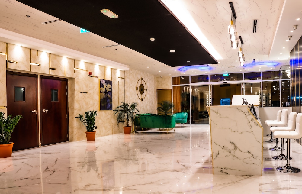 Raha Grand Hotel