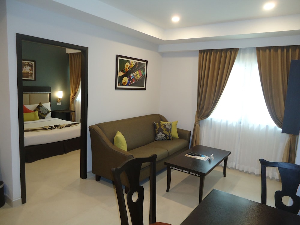Club Mahindra Mac Boutique Hotel