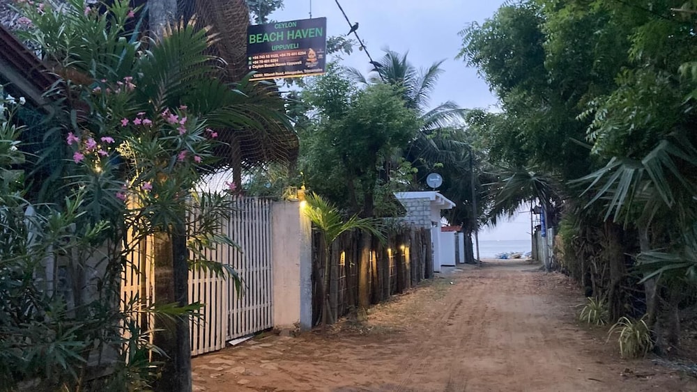 Ceylon Beach Haven Uppuveli