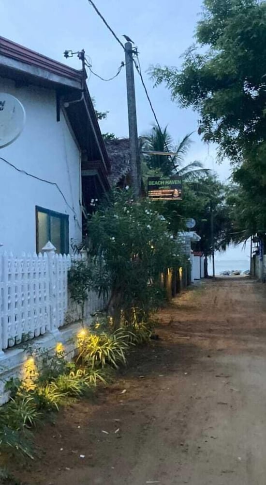 Ceylon Beach Haven Uppuveli