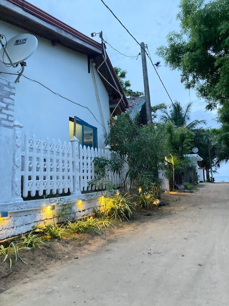 Ceylon Beach Haven Uppuveli