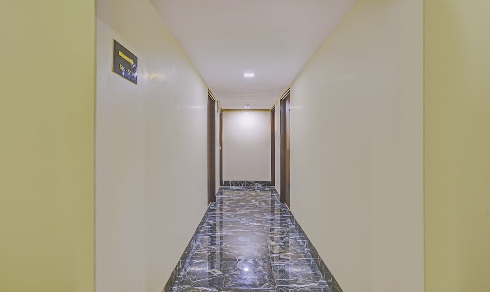 De Grandeur Mumbai