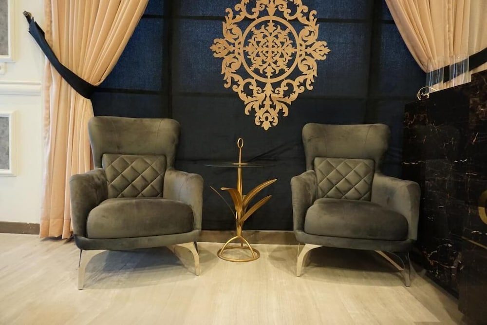 Oxvue Boutique Hotel