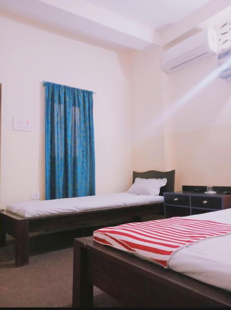 Hotel Riddhi Siddhi Restaurant & Bar