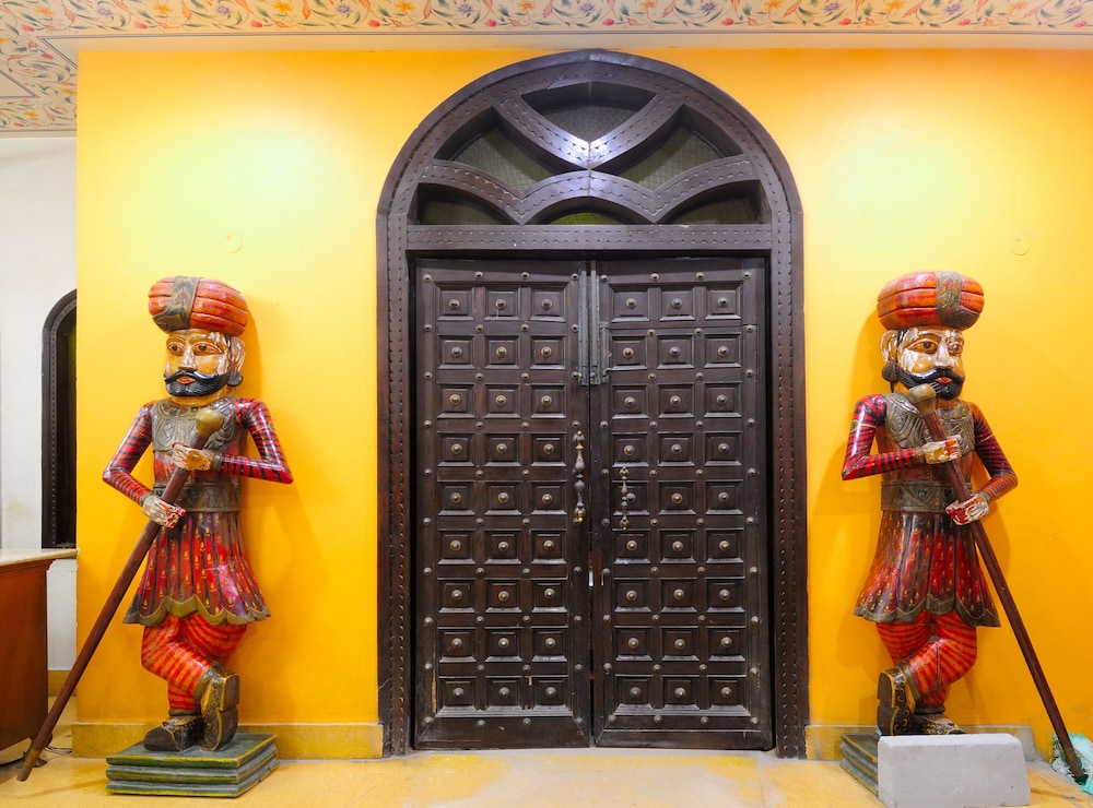Jyoti Mahal A Heritage Hotel-05 Mins from Railway station& 2 mins from Metro station