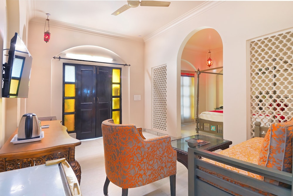Jyoti Mahal A Heritage Hotel-05 Mins from Railway station& 2 mins from Metro station