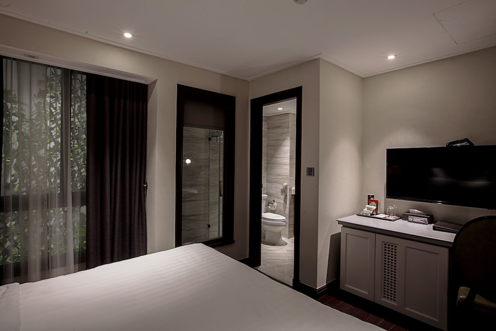 The Chi Boutique Hotel