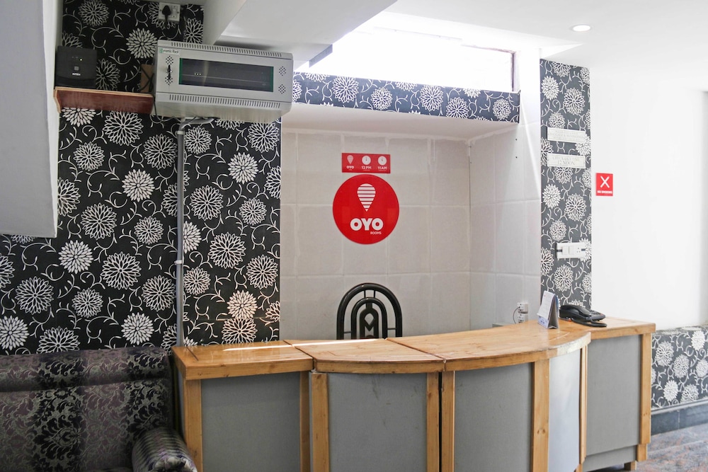 OYO 4945 Abdullah residency