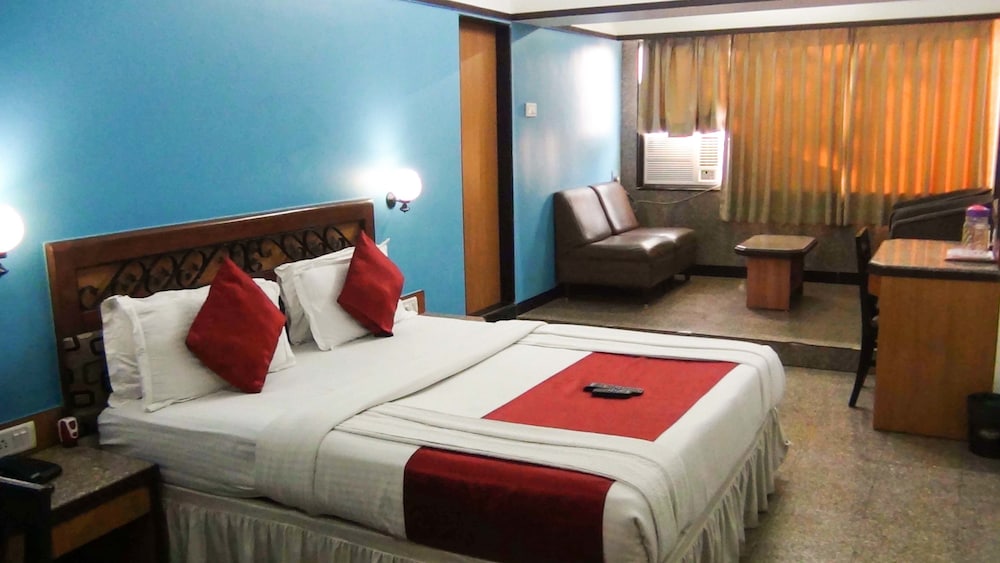 Hotel Imperial Palace