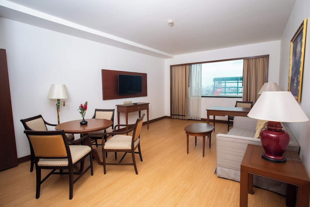 Ramada D’ma Bangkok Hotel