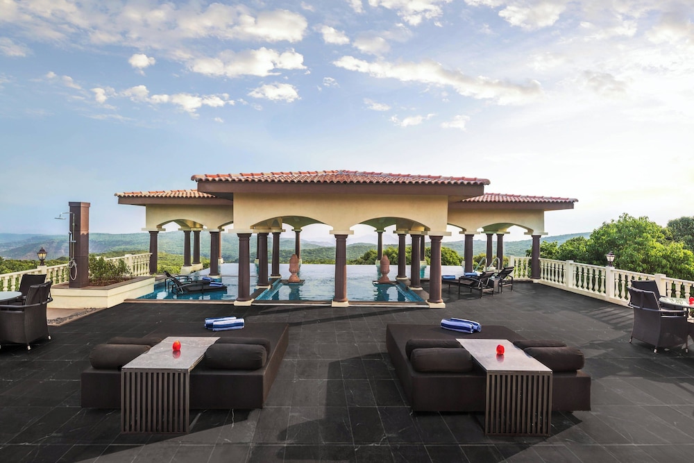 Le Méridien Mahabaleshwar Resort & Spa