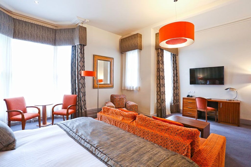 The Belmont Hotel