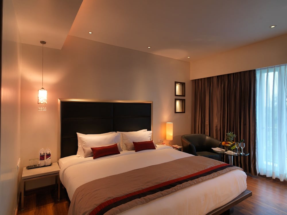Spree Shivai Hotel Pimpri Chinchwad