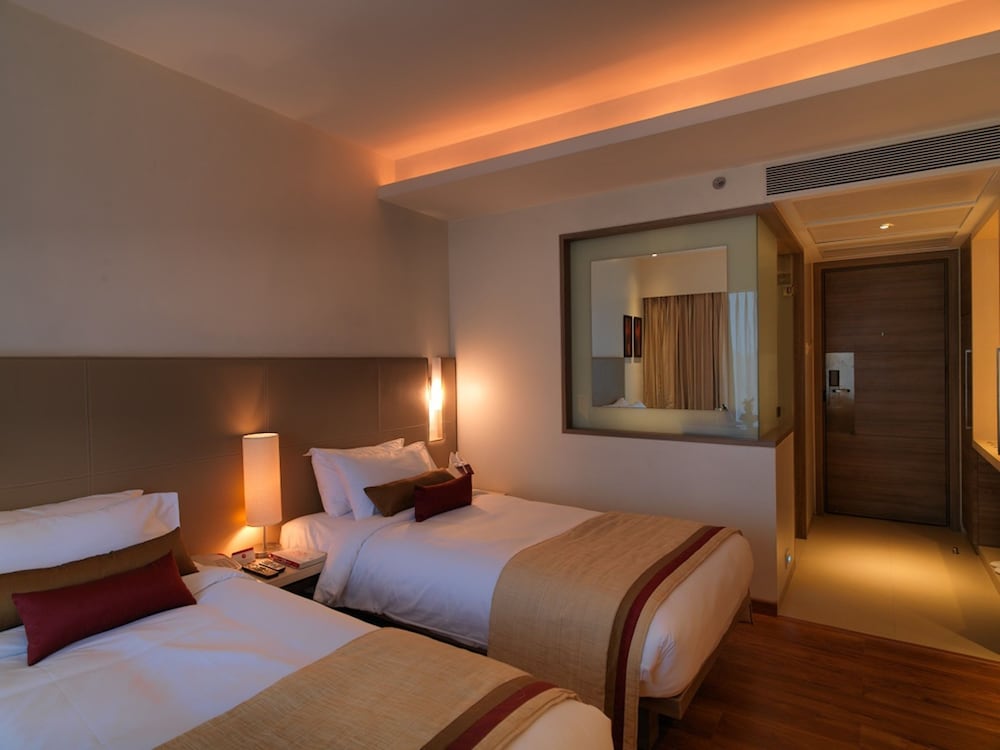 Spree Shivai Hotel Pimpri Chinchwad