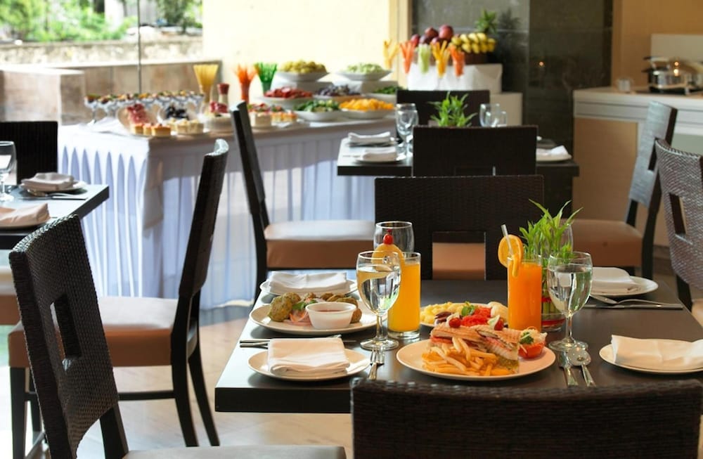 Spree Shivai Hotel Pimpri Chinchwad