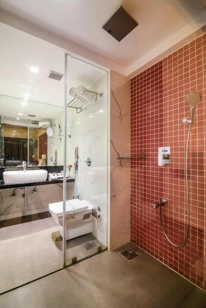 Hotel Suncity Residency